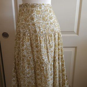 NWT ANTONIO MELANI 3 TIERD SKIRT    SZ 8